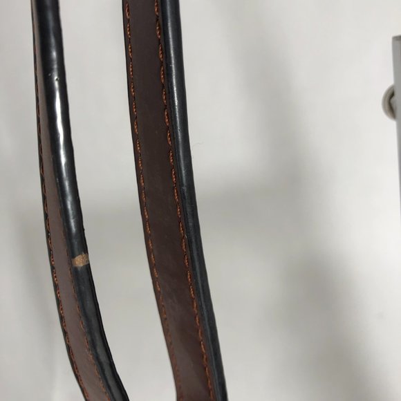 Stauer Florentine Leather Brooklyn Bag | Trendy & Chic | Excellent Condition - Picture 8 of 10